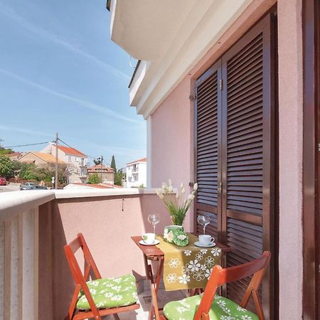 Lovely Apartment In Split With Wifi Экстерьер фото