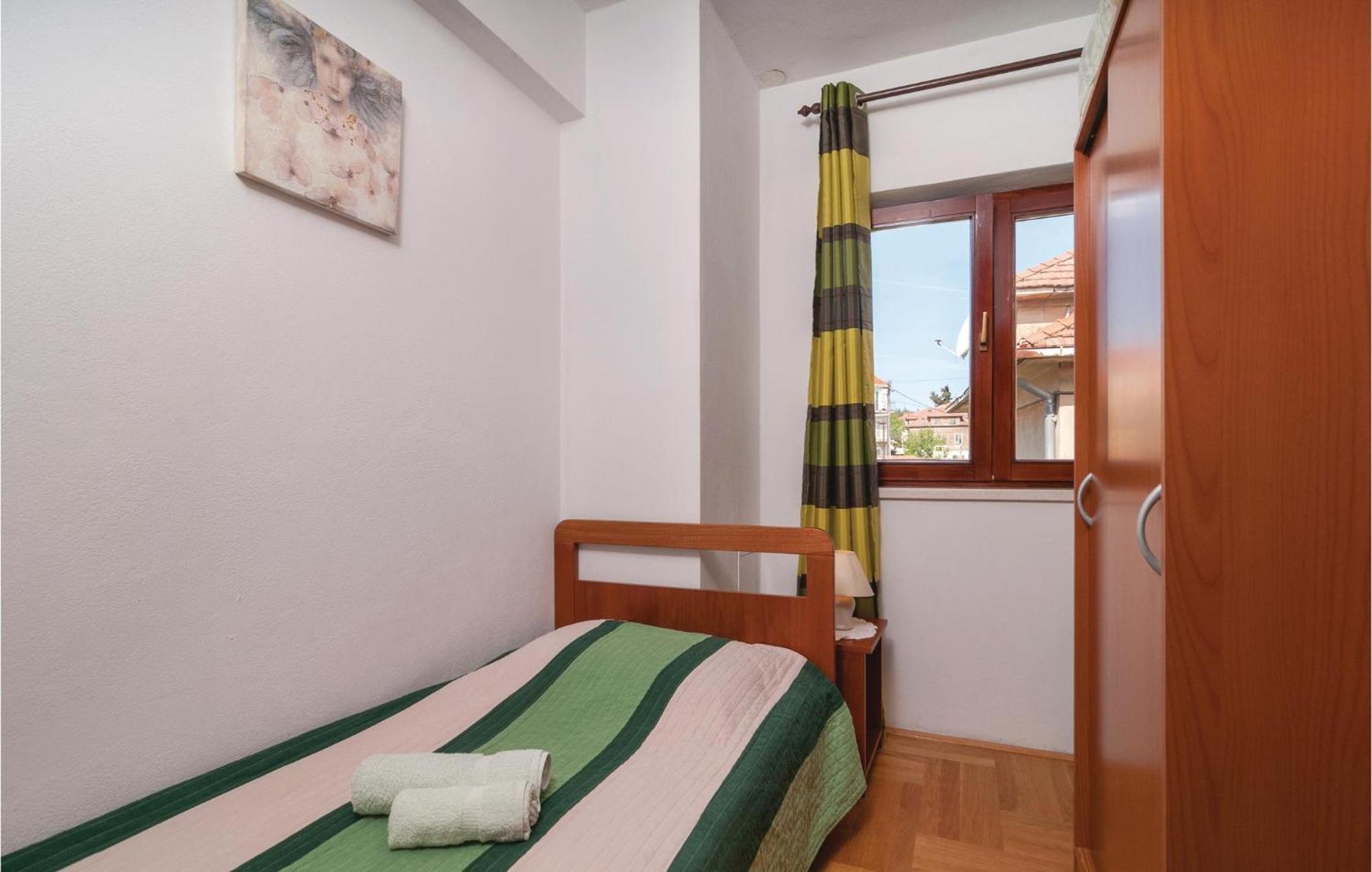 Lovely Apartment In Split With Wifi Экстерьер фото