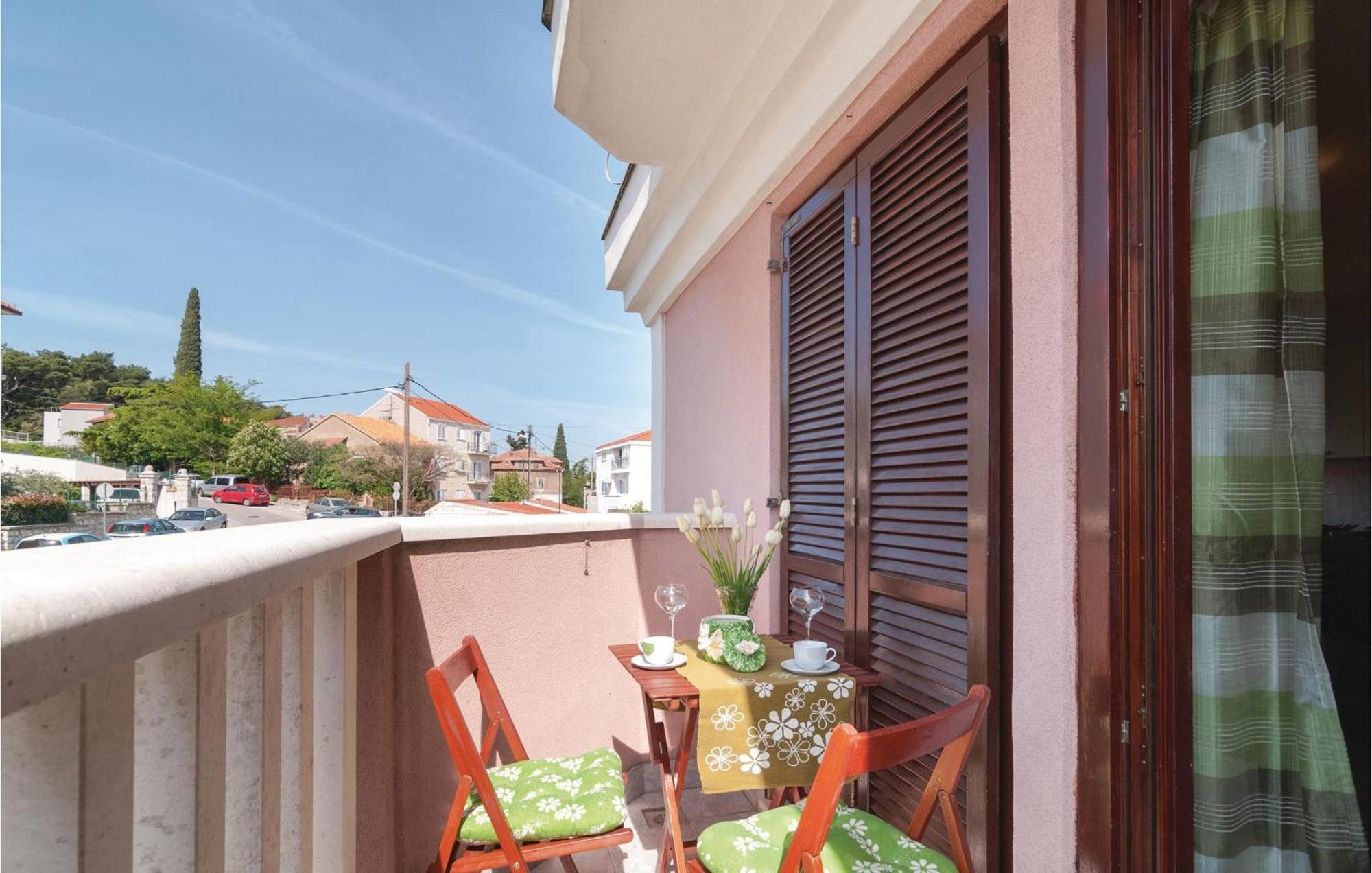 Lovely Apartment In Split With Wifi Экстерьер фото