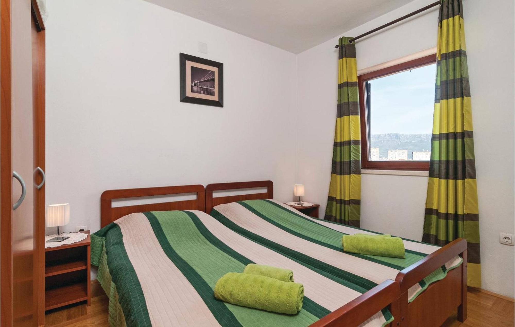 Lovely Apartment In Split With Wifi Экстерьер фото